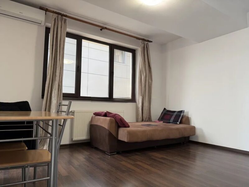 Grozavesti, 2 camere, loc de parcare inclus.